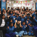 Alianzas que transforma realidades: Donación de uniformes escolares